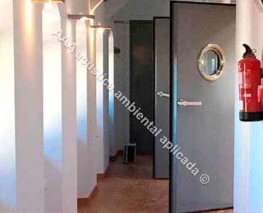 soundproof door